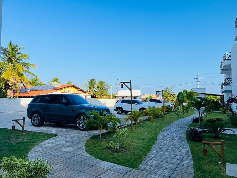 Acomodação nova, térreo, na Praia de Macapá em condomínio ac