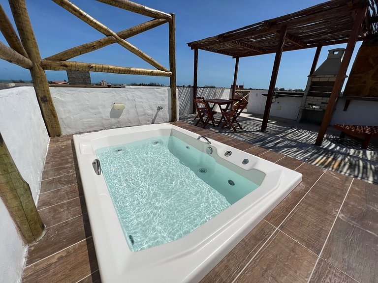 Ap em condomínio com rooftop, jacuzzi, churrasqueira, vista